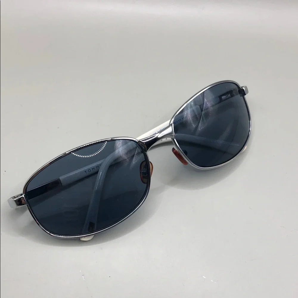 Tommy Hilfiger minor scratches